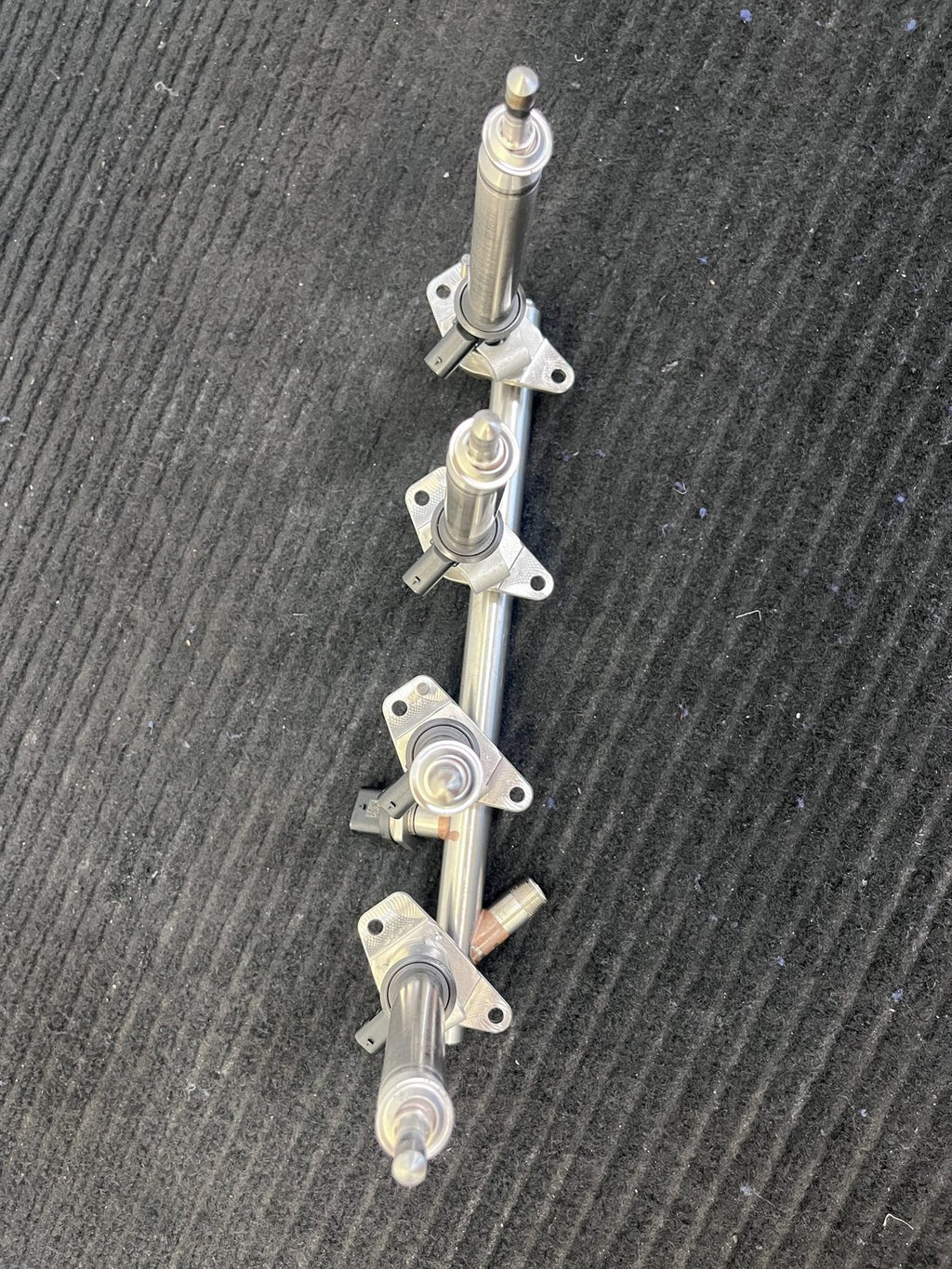 2015-2019 Mercedes-Benz C300 GLC300 E300 Fuel Rail 4 Injectors OEM A2740703800 - eBay image 8