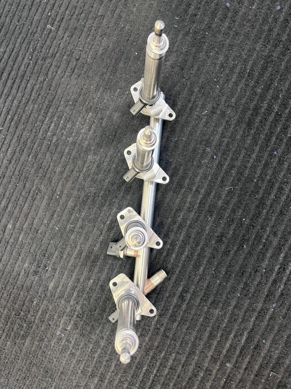 2015-2019 Mercedes-Benz C300 GLC300 E300 Fuel Rail 4 Injectors OEM A2740703800 - eBay image 8