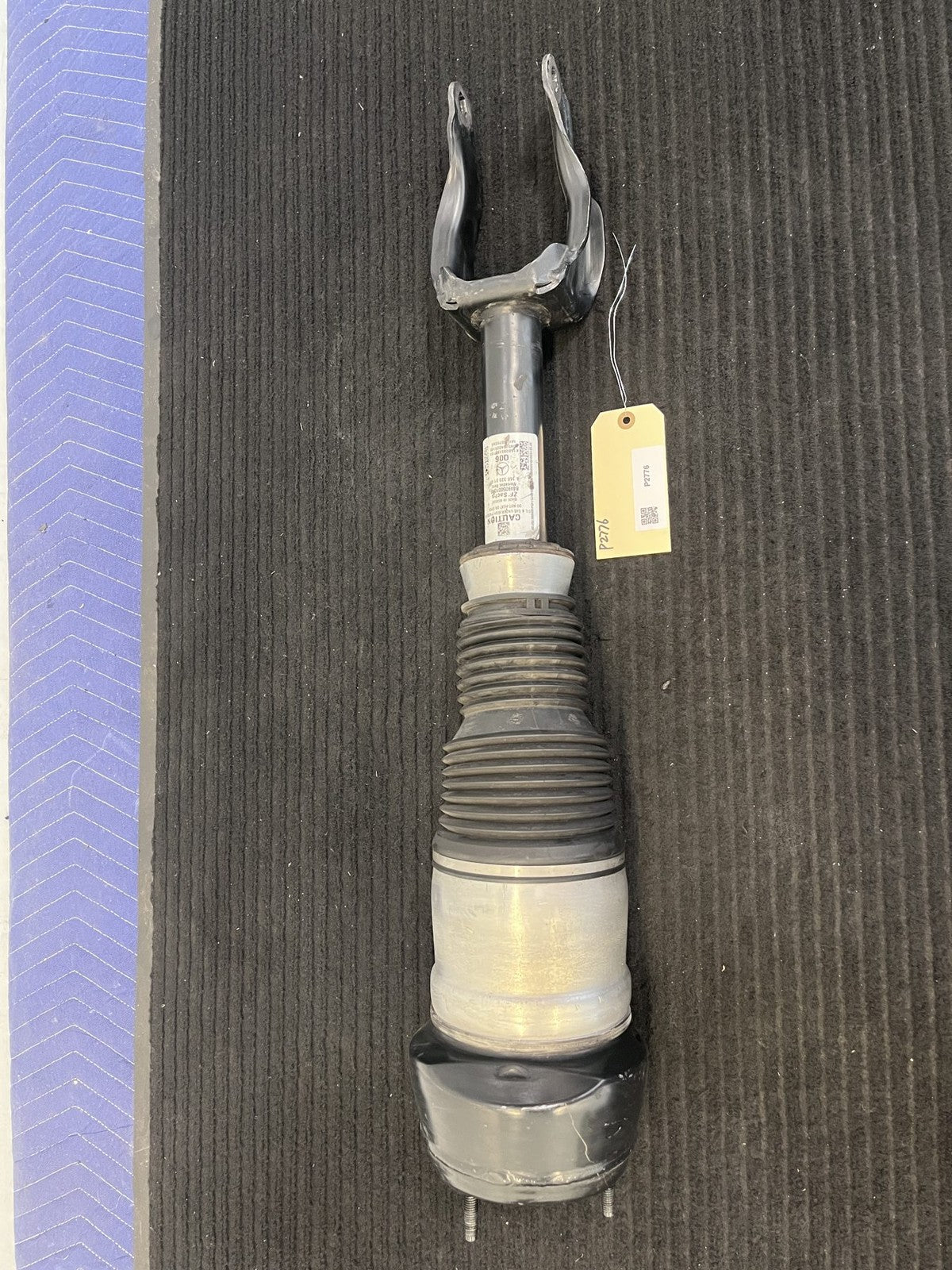 2012-2019 Mercedes-Benz Ml Gle Gl Gls W166 X166 Front Right Air Strut OEM A1663204866 - eBay image 1