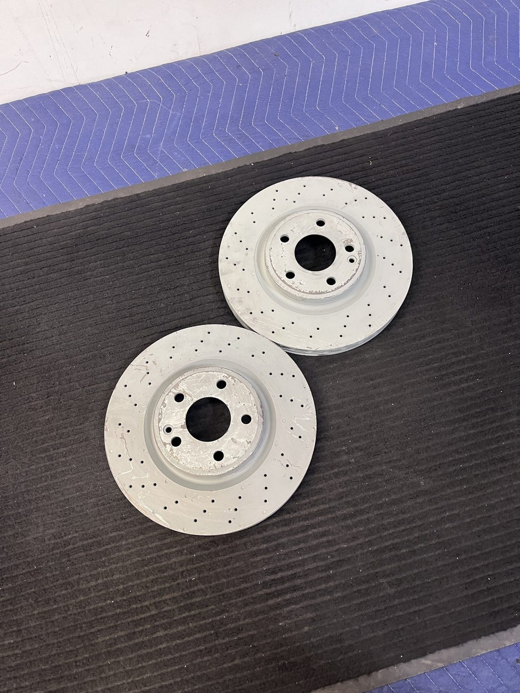 2014-2020 Mercedes-Benz CLA250 GLA250 Sport Front Drilled Rotors Pair OEM A2464212712 - eBay image 5
