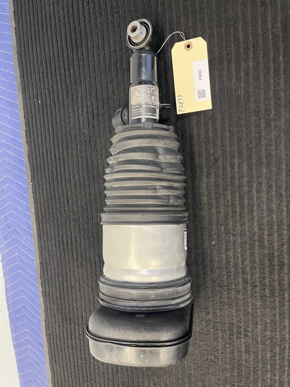 2019-2025 BMW X7 G07 Rear Right Air Suspension Strut OEM 37106869040 - eBay image 1