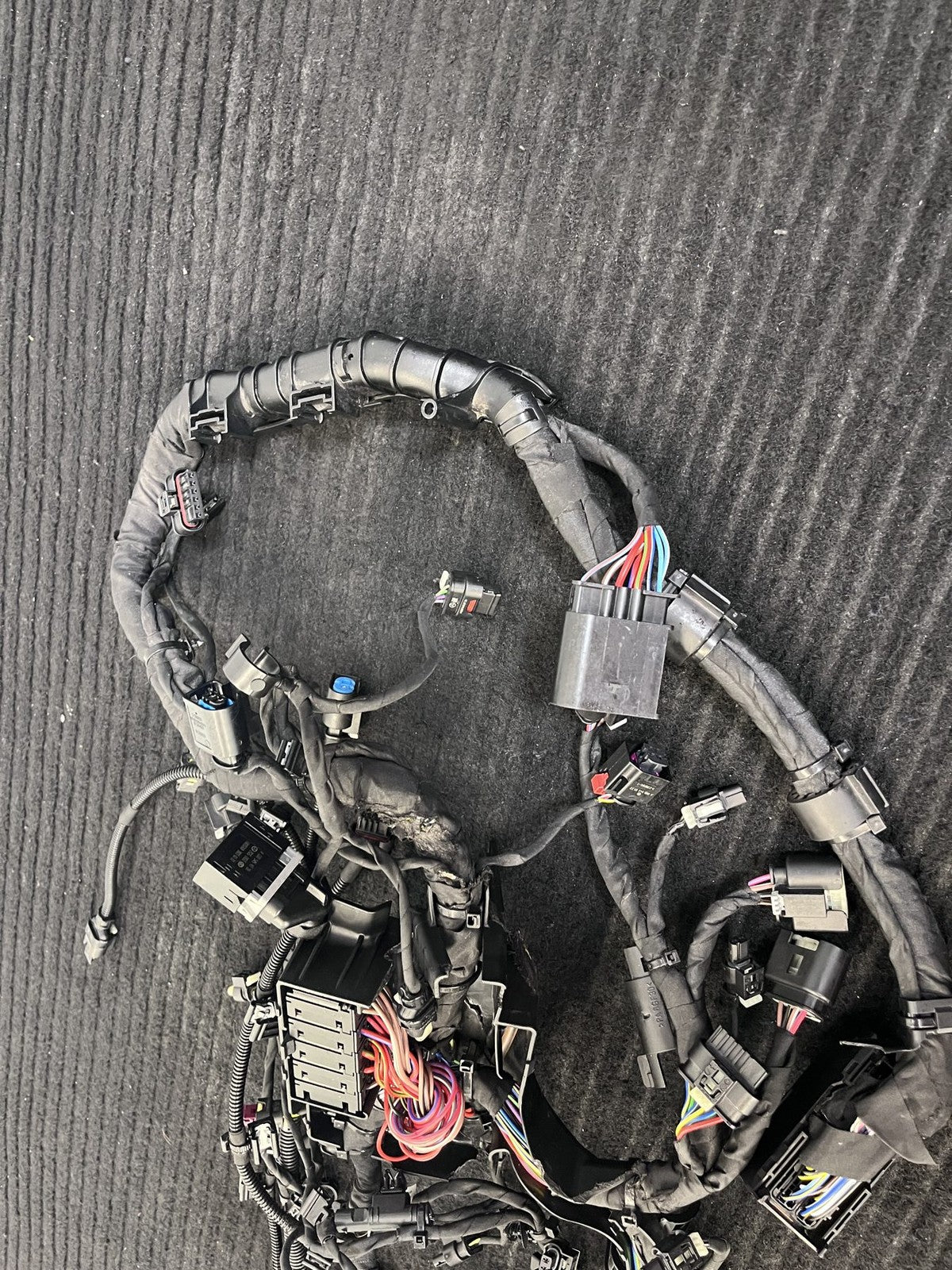 Mercedes-Benz M260 2.0L Engine Wiring Harness Loom Fuse Distribution Box OEM Used - eBay image 7