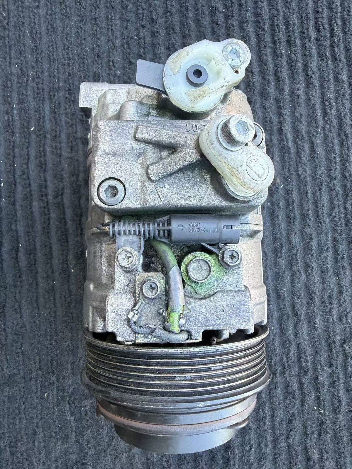 96-04 Mercedes-Benz C E Clk Ml S Slk Ac Compressor A0002307011 OEM - eBay image 4