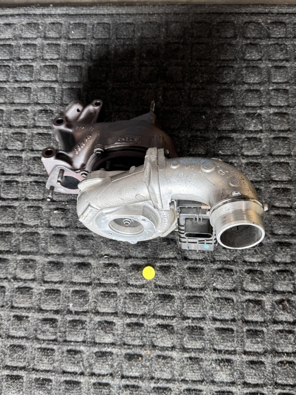 2014-2017 Jeep Grand Cherokee 3.0L Diesel Turbocharger Rebuildable OEM 35242171G - eBay image 1