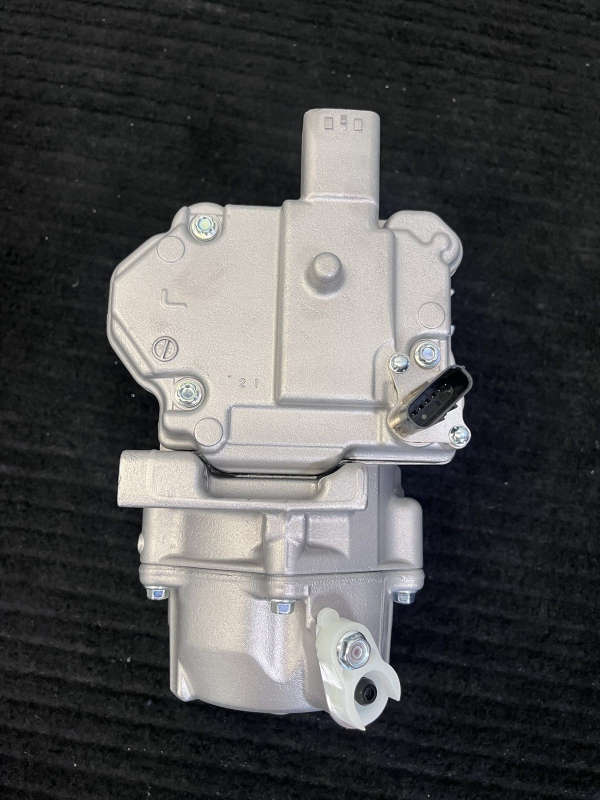 2012-2019 Toyota Prius C Hybrid Electric Ac Compressor Reman OEM 88370-52010 - eBay image 3