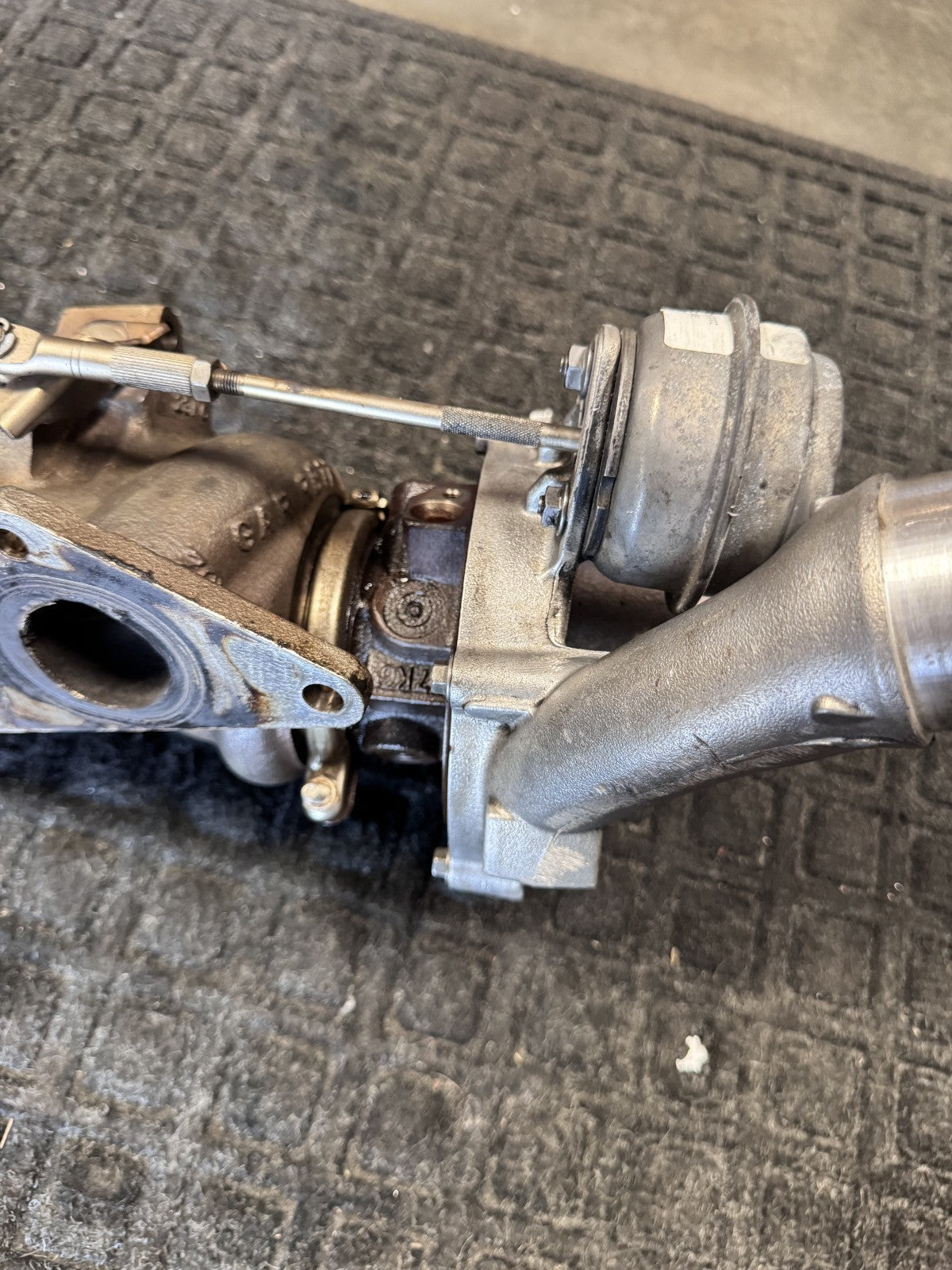 2012-2017 Mercedes S550 E550 M278 V8 Right Passenger Turbocharger A2780903780 - eBay image 3