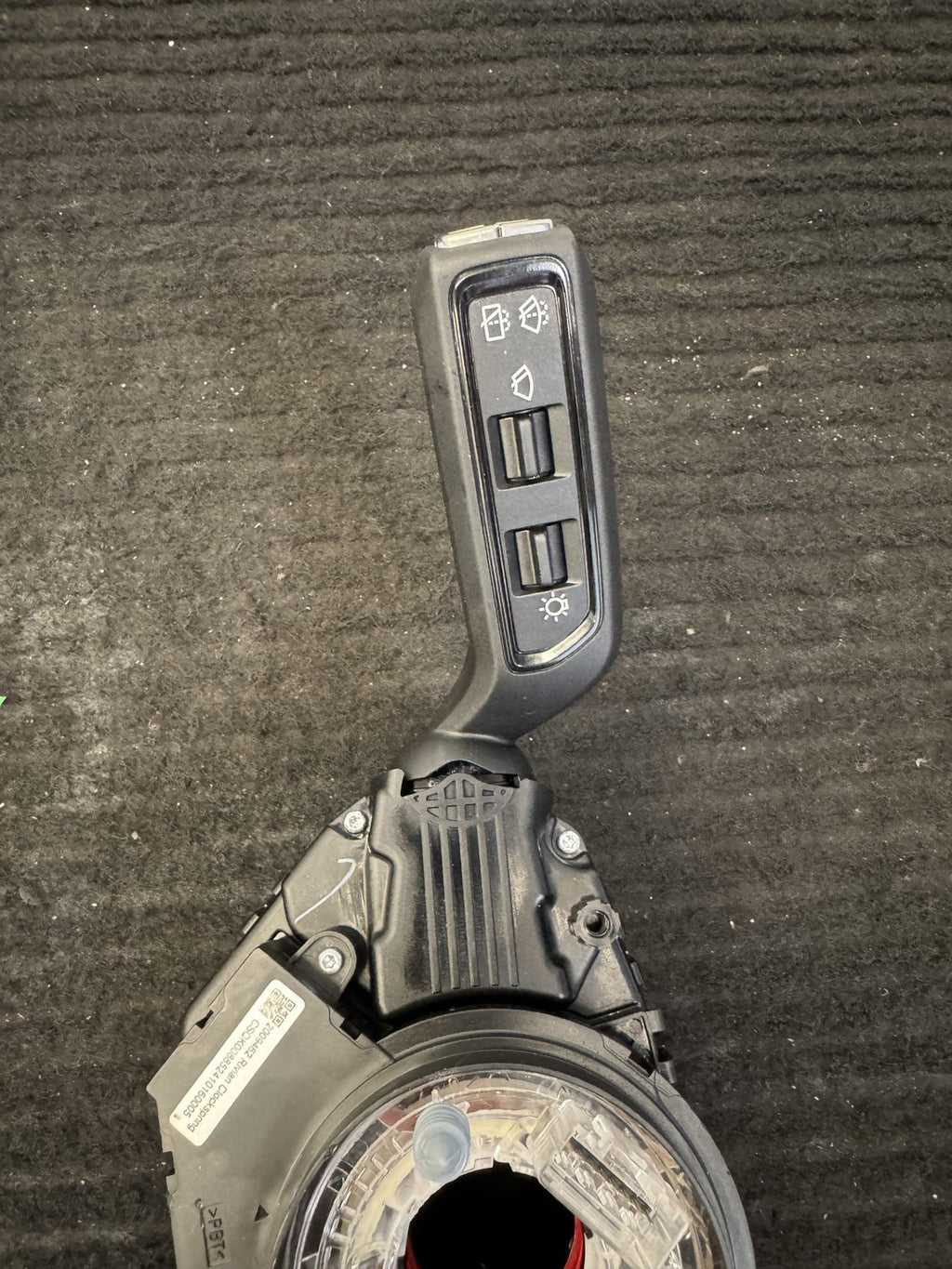2025 Rivian R1S Gen 2 Clockspring Combination Switch OEM PT00608015-F - eBay image 9