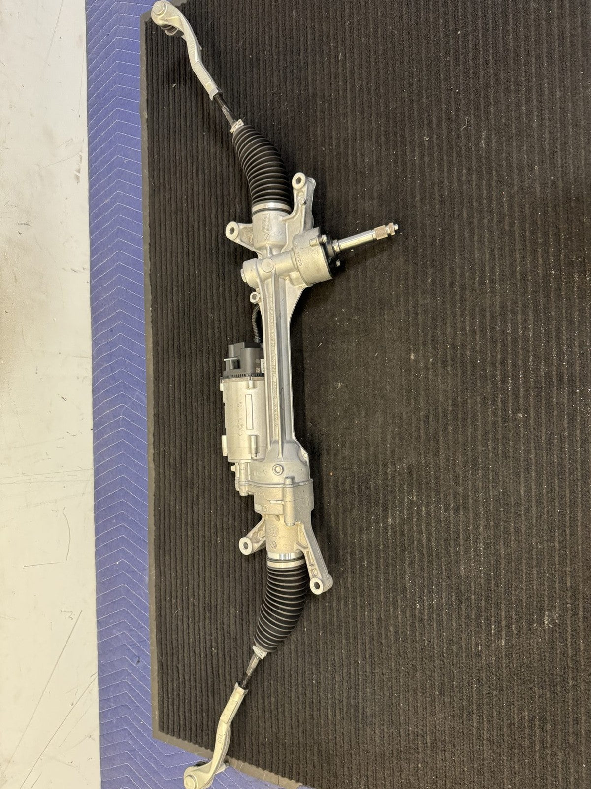 2019-2022 Mercedes-Benz GLC300 GLC350e X253 Electric Steering Rack OEM A2534604701 - eBay image 1