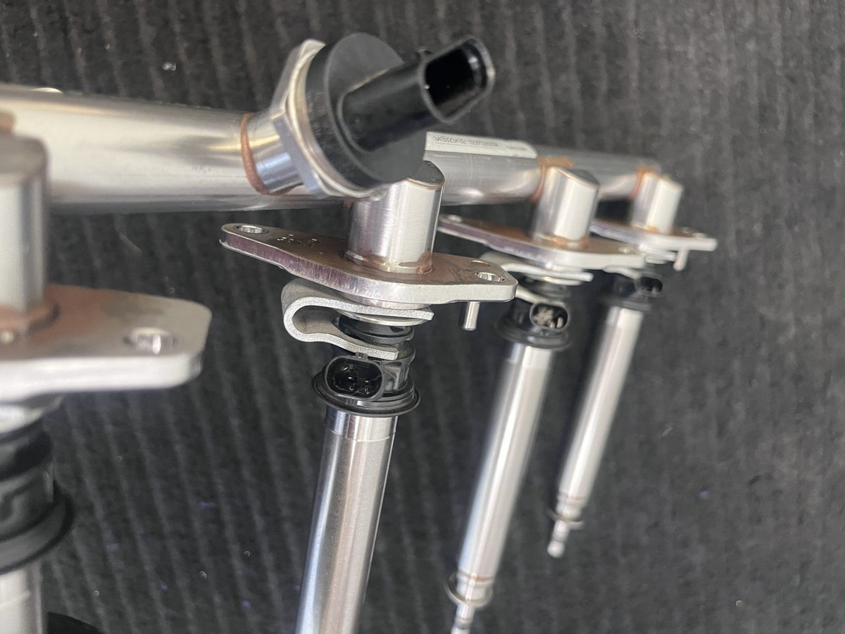 2015-2019 Mercedes-Benz C300 GLC300 E300 Fuel Rail 4 Injectors OEM A2740703800 - eBay image 6