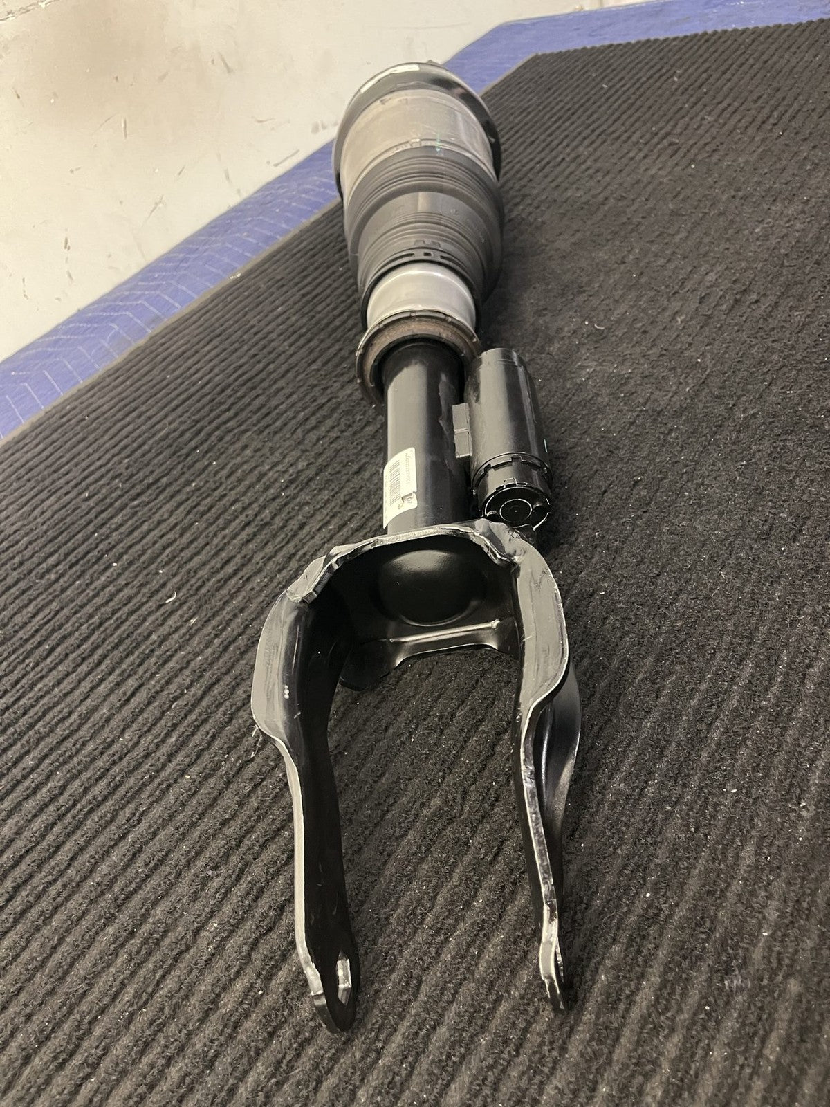 2016-2019 Mercedes-Benz GLE43 GLE450 AMG Front Left Air Strut OEM A2923202500 - eBay image 8