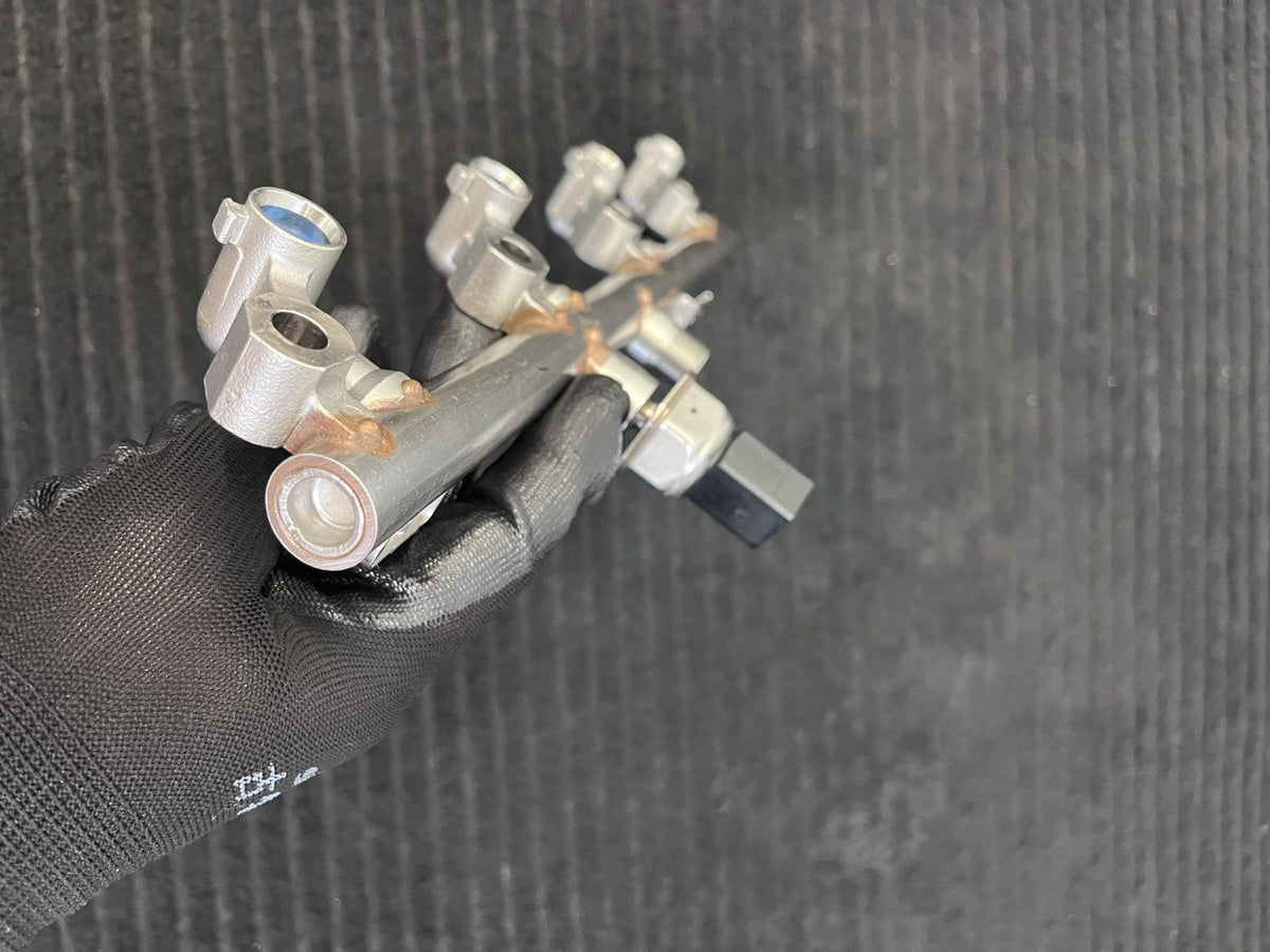 2012-2015 Mercedes-Benz C250 SLK250 M271 Gasoline Fuel Rail OEM A2710705495 - eBay image 6