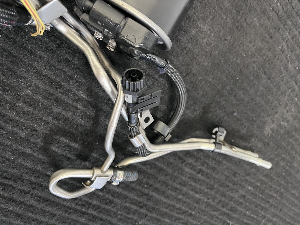 2014-2017 Mercedes-Benz Sprinter Fuel Filter Lines OEM A6510902952 OM651 - eBay image 5