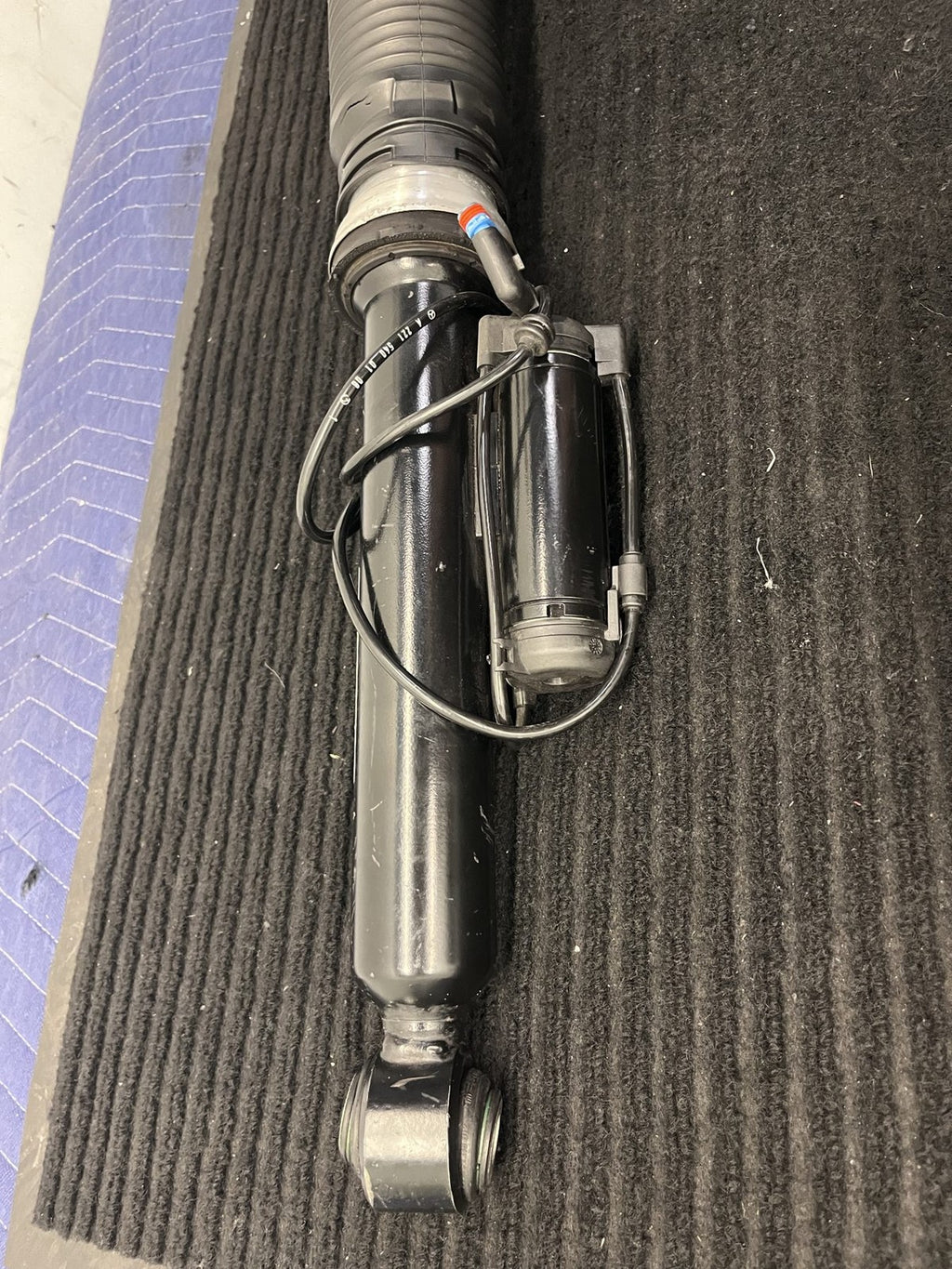 2007-2014 Mercedes-Benz S-Class Cl Rear Right Air Strut OEM A2213205613 - eBay image 8