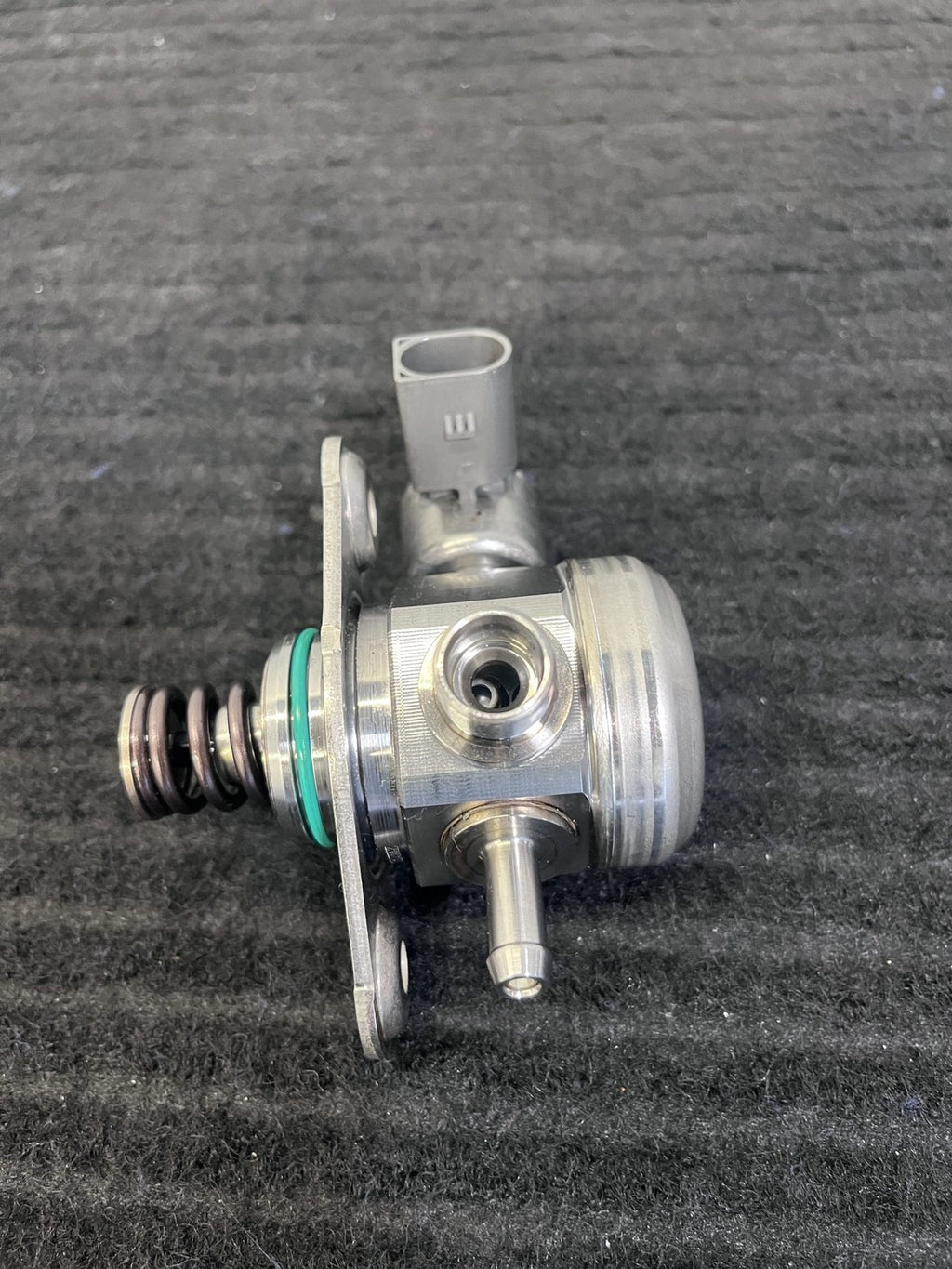 2015-2019 Mercedes-Benz C300 GLC300 E300 High Pressure Fuel Pump OEM A2740700501 - eBay image 4