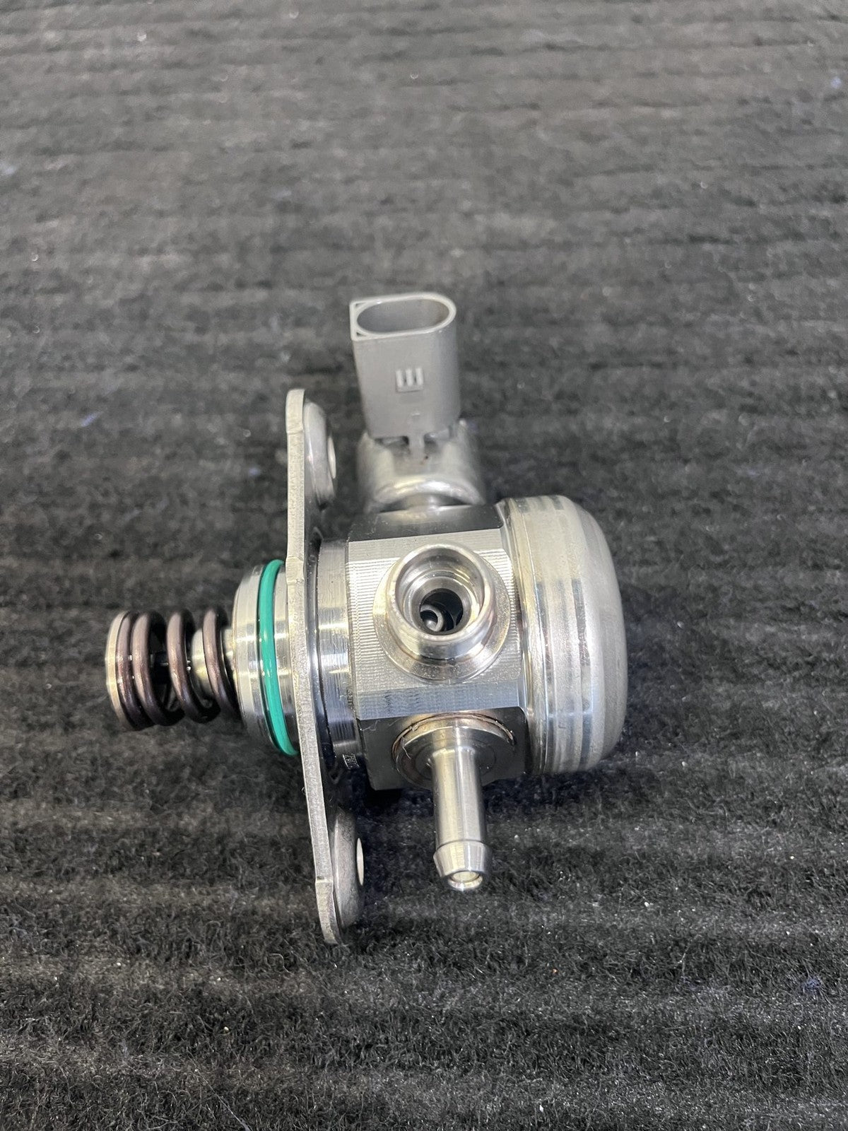 2015-2019 Mercedes-Benz C300 GLC300 E300 High Pressure Fuel Pump OEM A2740700501 - eBay image 4