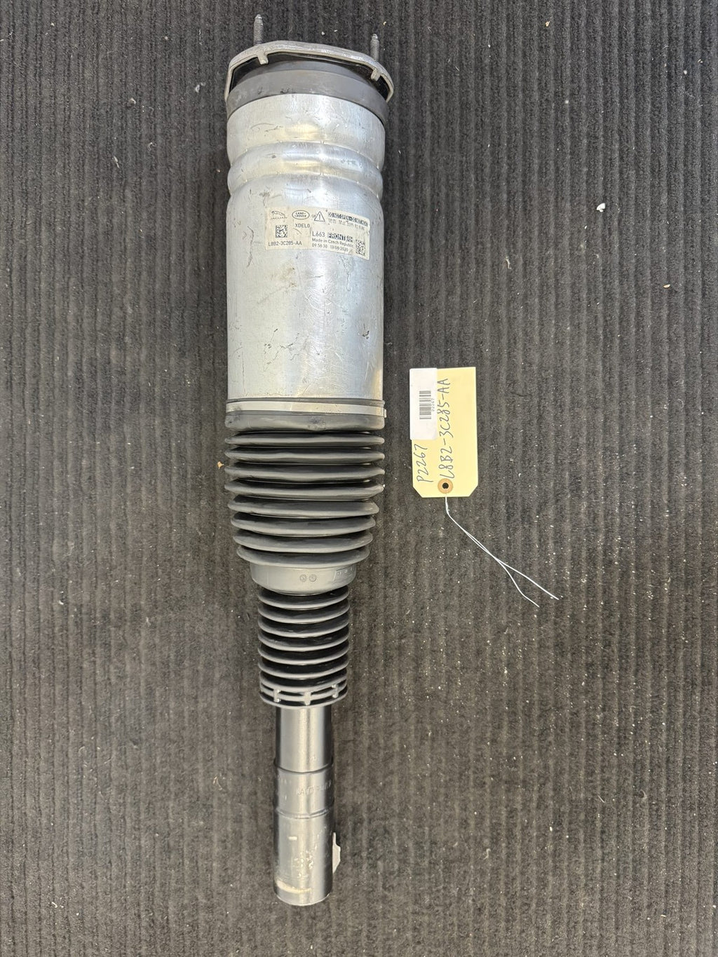 2020-2024 Land Rover Defender 110 Front Right Air Suspension OEM L8B2-3C285-Aa - eBay image 1
