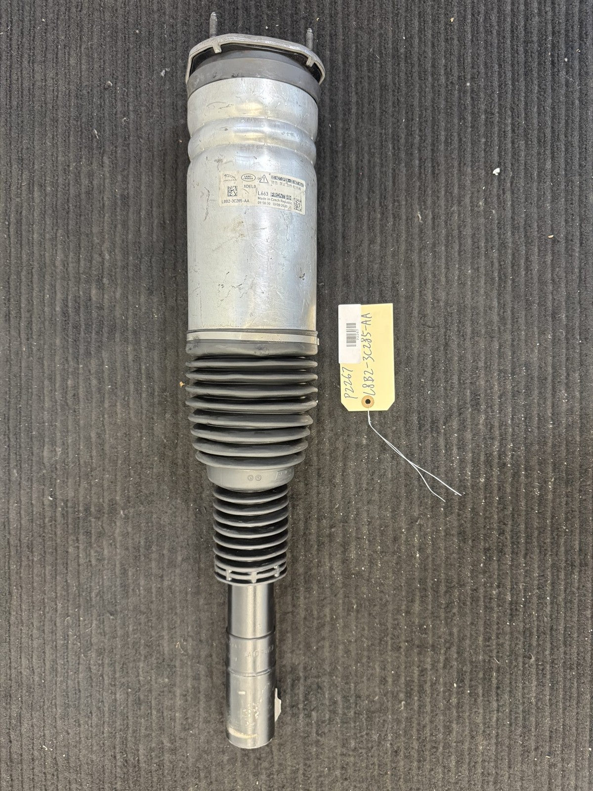 2020-2024 Land Rover Defender 110 Front Right Air Suspension OEM L8B2-3C285-Aa - eBay image 1