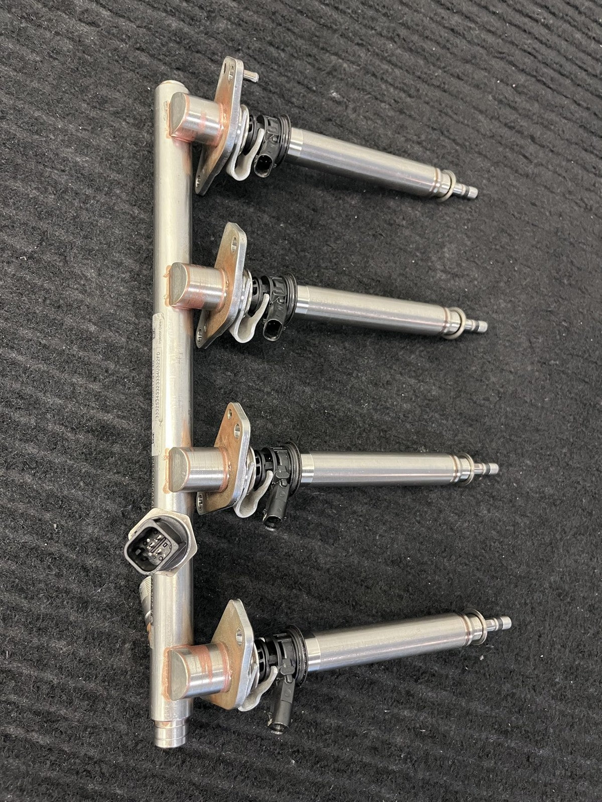 2019-2023 Mercedes-Benz C300 GLC300 E350 Fuel Rail 4 Injectors OEM A2640701000 - eBay image 5