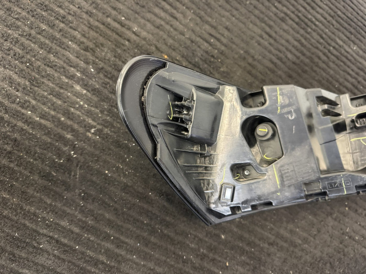 2023-2025 Volkswagen ID.4 Right Outer LED Tail Light OEM 11K945096 - eBay image 6
