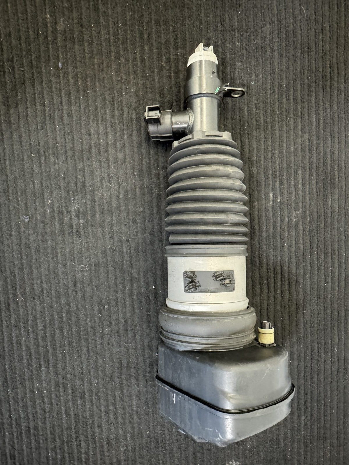 2023-2025 BMW 760i 750e xDrive G70 Front Left Air Strut OEM 37106892591 - eBay image 6