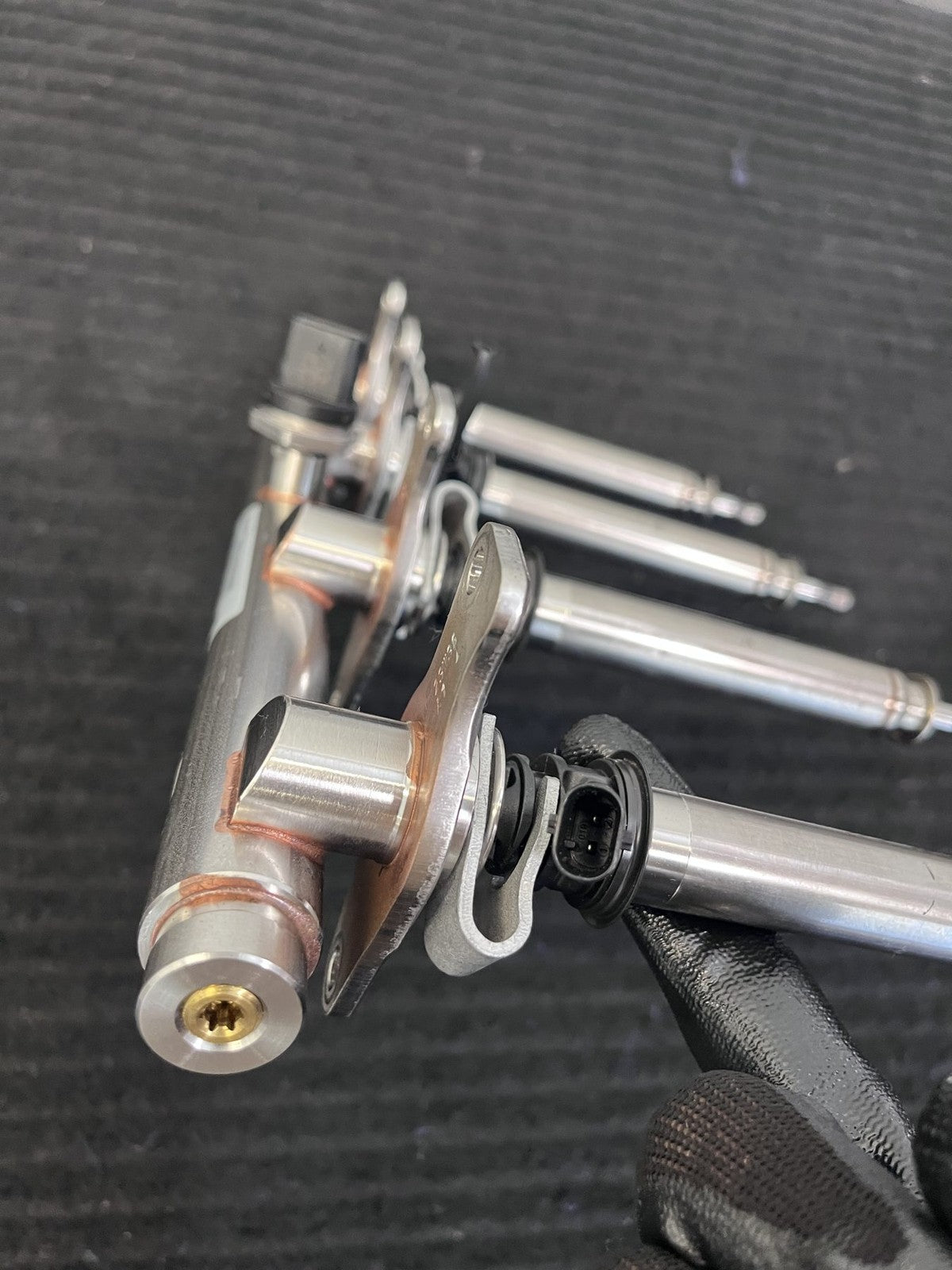 2018-2021 Mercedes-Benz AMG E63 GLC63 G63 GT63 Fuel Rail 4 Injectors A1770706600 - eBay image 6