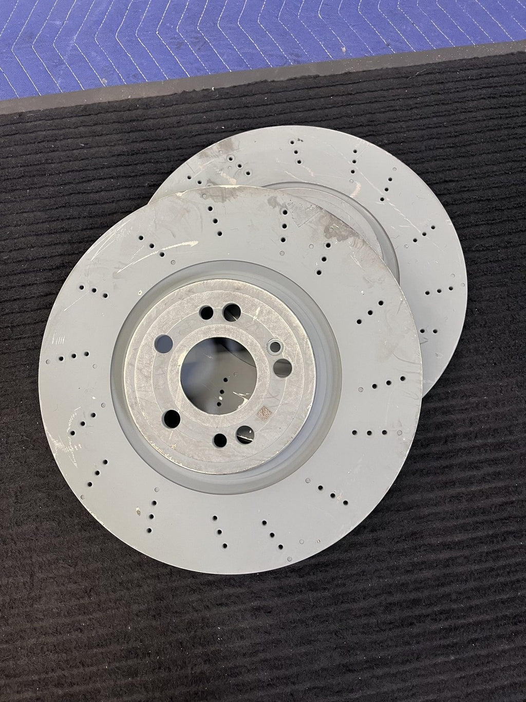 2020-2023 Mercedes-Benz GLE350 Front Drilled Brake Rotors Pair OEM A1674210801 - eBay image 6