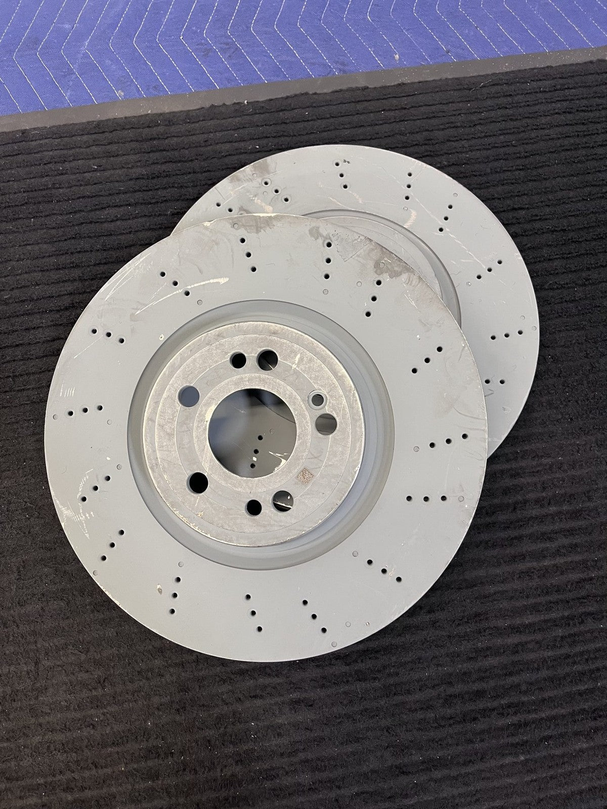 2020-2023 Mercedes-Benz GLE350 Front Drilled Brake Rotors Pair OEM A1674210801 - eBay image 6