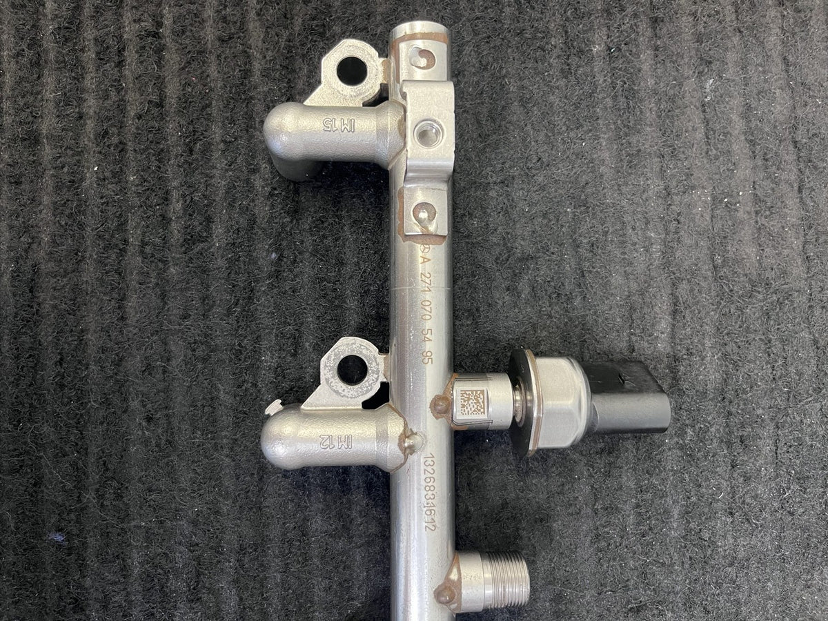 2012-2015 Mercedes-Benz C250 SLK250 M271 Gasoline Fuel Rail OEM A2710705495 - eBay image 2