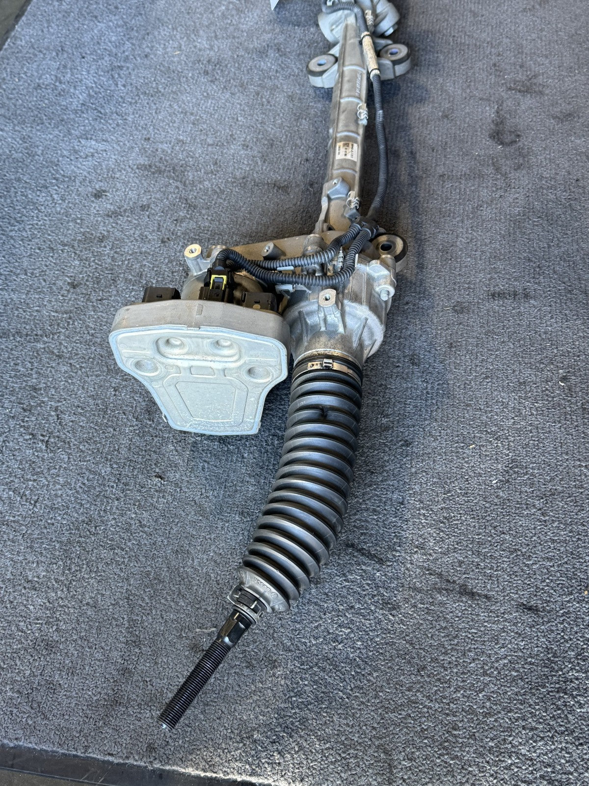 2021Jaguar F-Pace Range Rover Velar Electric Steering Rack Pinion OEM L8A23200AD - eBay image 9