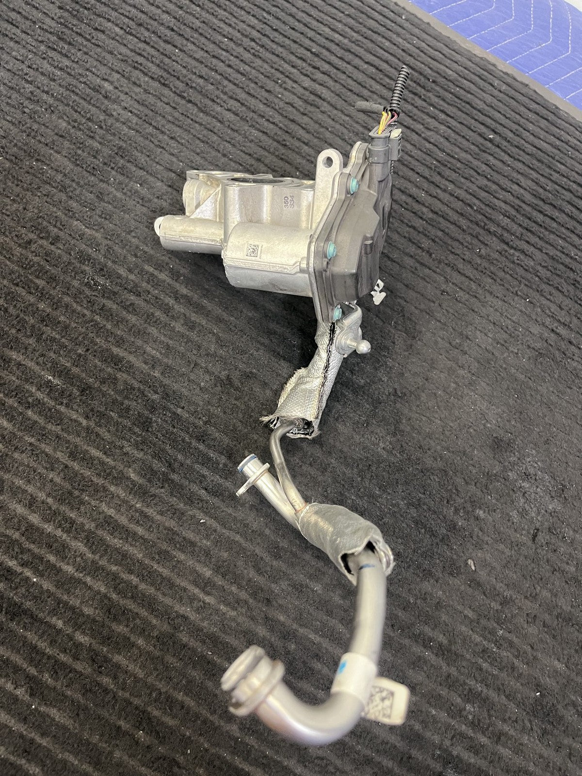 Mercedes-Benz OM654 2.0L Diesel Egr Valve Assembly With Pipes Genuine OEM - eBay image 9