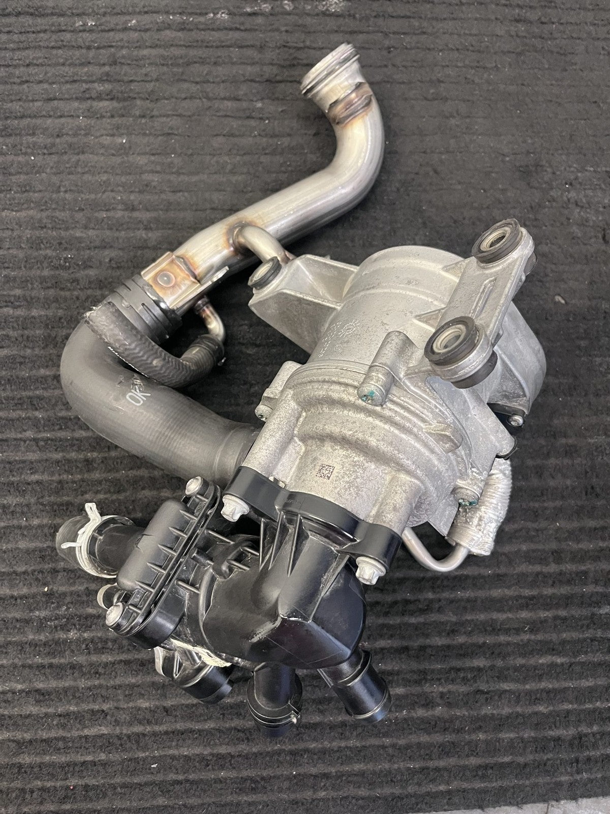 2019-2023 Mercedes-Benz C300 E350 GLC300 Water Pump Thermostat OEM A2642000100 - eBay image 5
