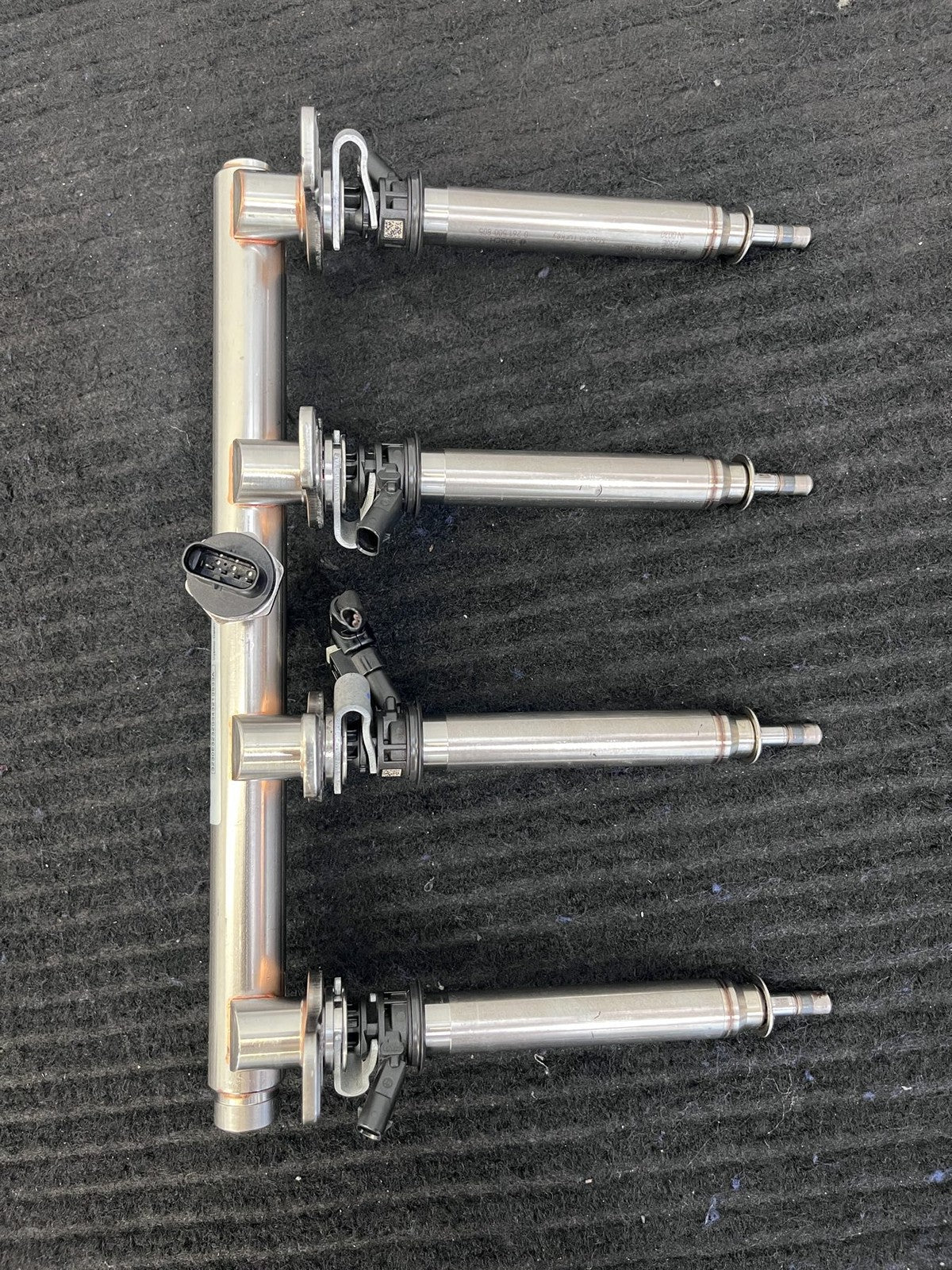 2018-2021 Mercedes-Benz AMG E63 GLC63 G63 GT63 Fuel Rail 4 Injectors A1770706600 - eBay image 5