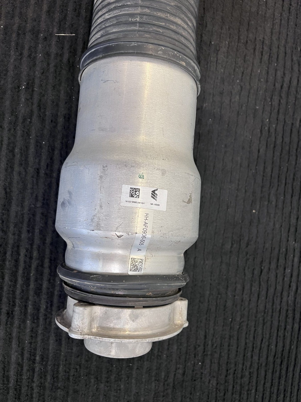 2019-2024 Rolls Royce Cullinan RR31 Front Rh Air Strut OEM 37106878224 - eBay image 8