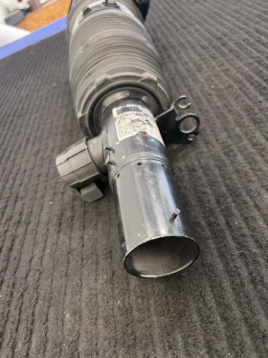 2019-2025 BMW X7 G07 Front Right Air Suspension Strut OEM 37106869036 - eBay image 5