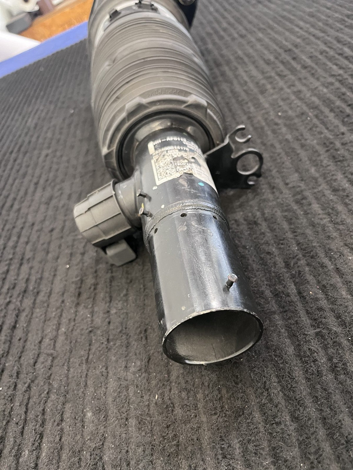 2019-2025 BMW X7 G07 Front Right Air Suspension Strut OEM 37106869036 - eBay image 5