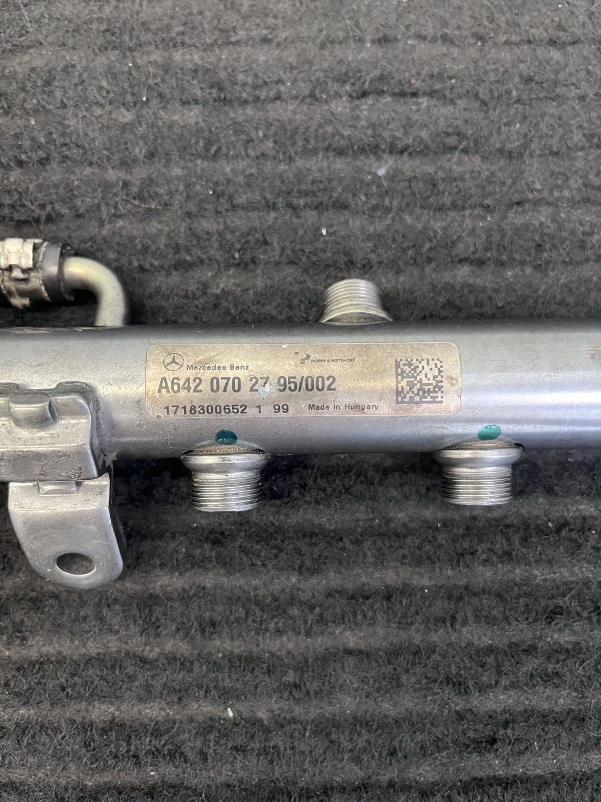 2010-2022 Mercedes-Benz Sprinter OM642 Left Fuel Rail OEM A6420702795 - eBay image 2