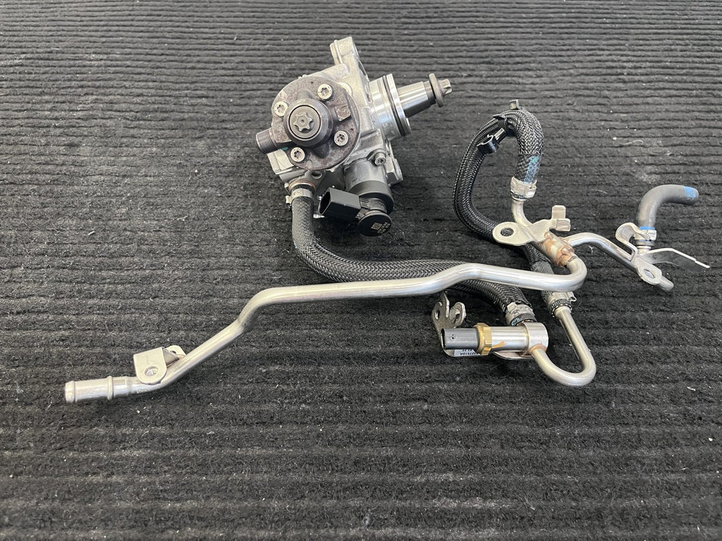 2023-2025 Mercedes-Benz Sprinter 2.0L Diesel Hp Fuel Pump w Lines OEM A6540704401 - eBay image 4