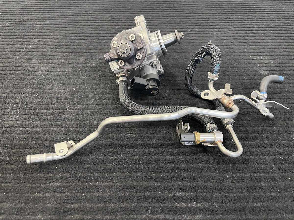 2023-2025 Mercedes-Benz Sprinter 2.0L Diesel Hp Fuel Pump w Lines OEM A6540704401 - eBay image 4