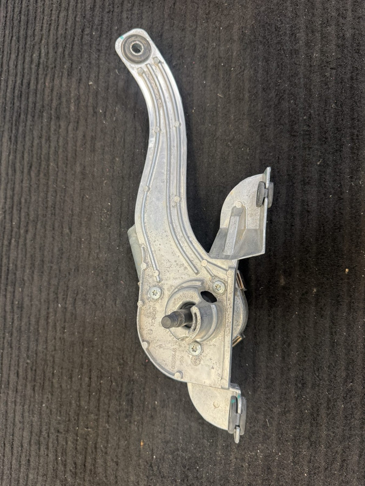 2022 Rivian Edv-700 Front Left Windshield Wiper Motor OEM PT00044586-R - eBay image 4