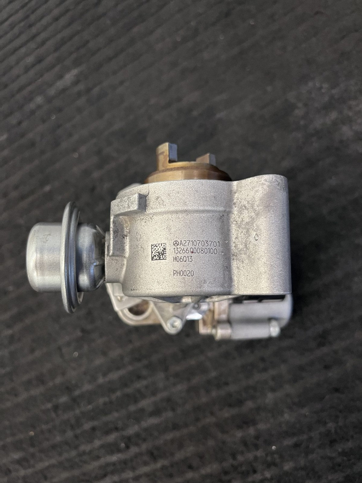 2012-2015 Mercedes-Benz C250 SLK250 M271 High Pressure Fuel Pump OEM A2710703701 - eBay image 2