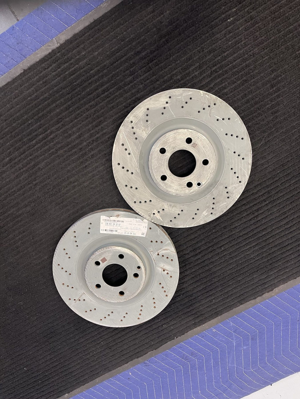 2015-2017 Mercedes-Benz CLS400 Front Drilled Brake Rotors Pair OEM A218421041207 - eBay image 3