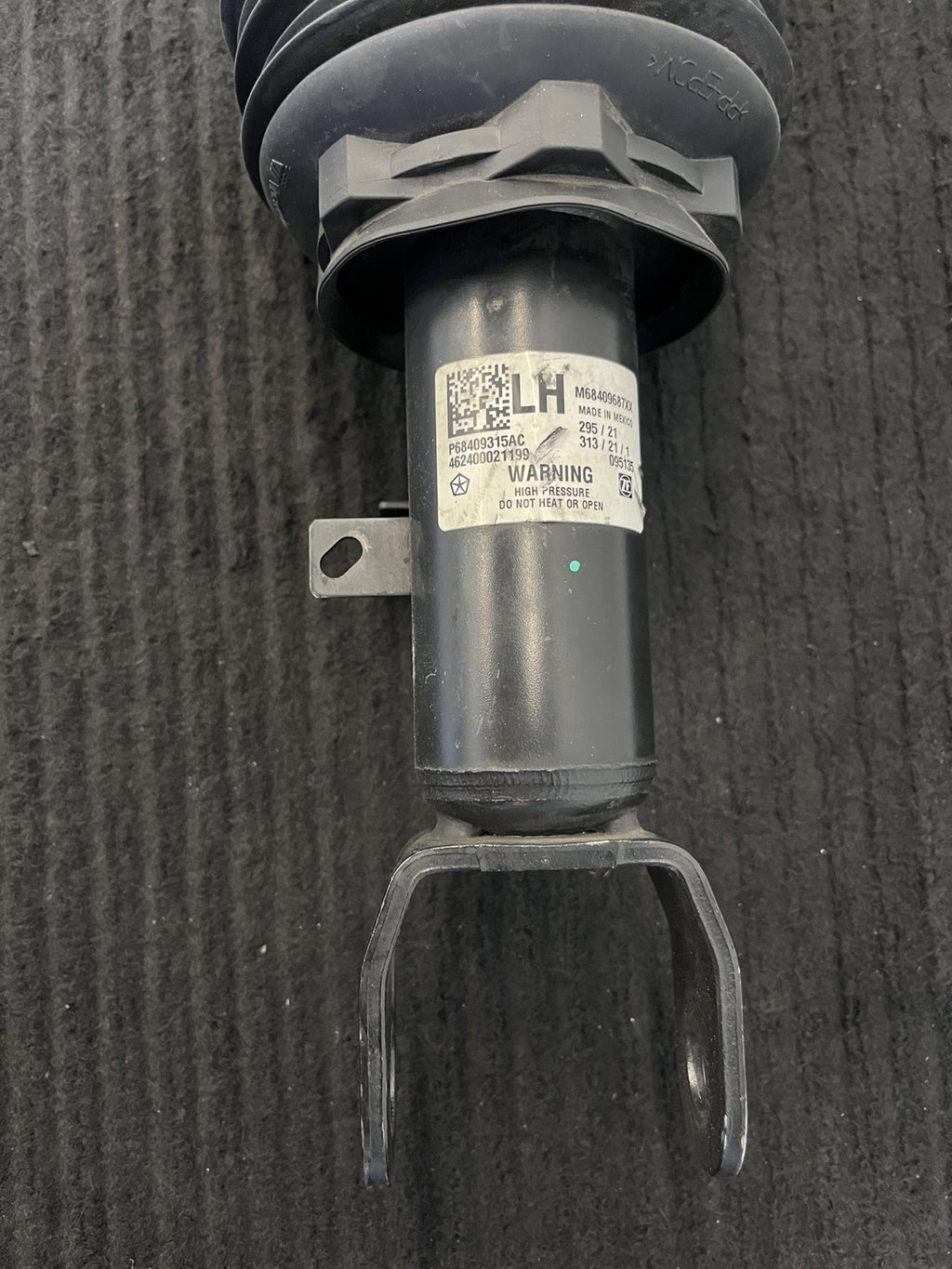 2022-2025 Jeep Wagoneer Grand Wagoneer Front Left Air Strut OEM 68409687AE - eBay image 2