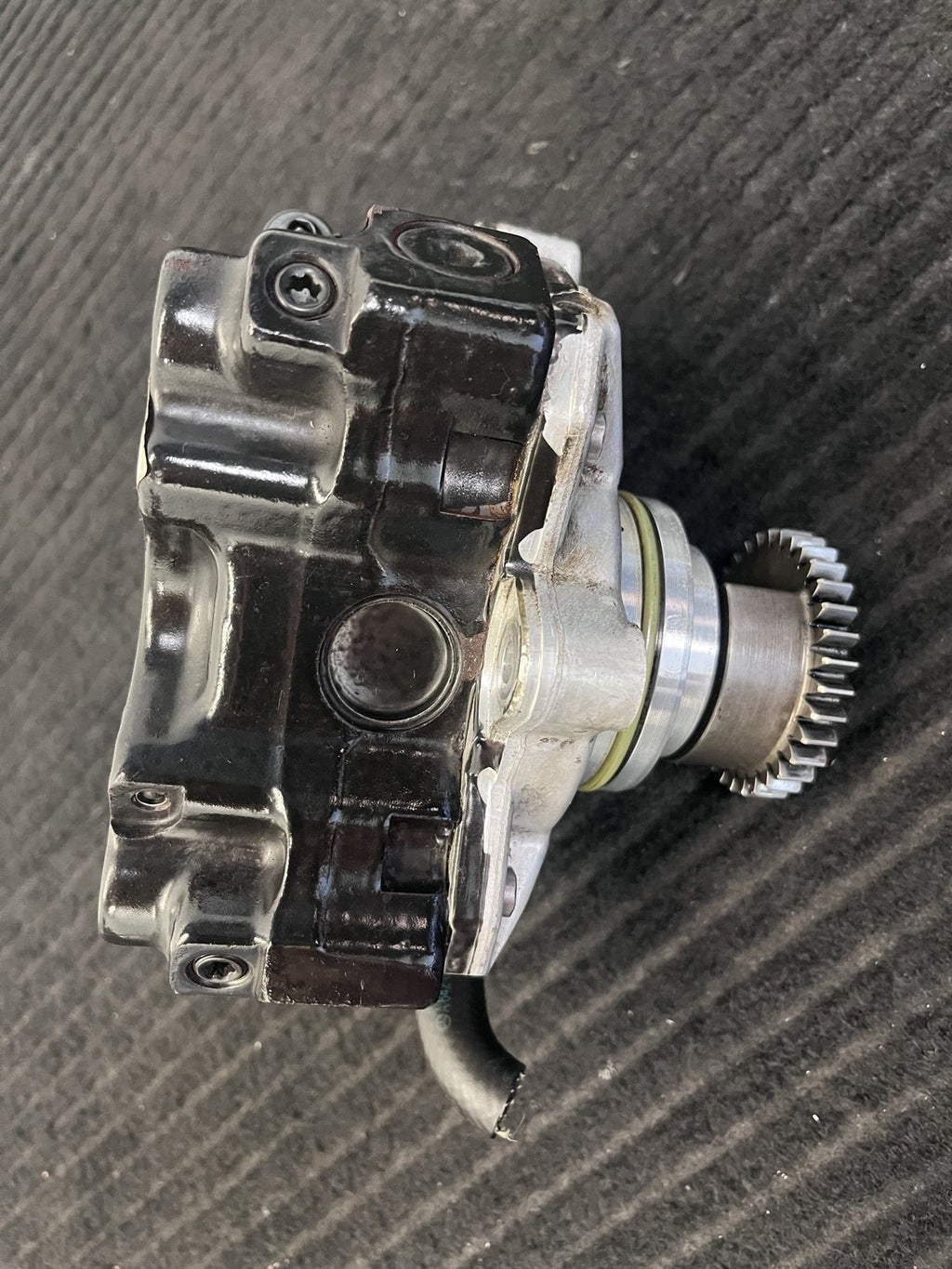 2010-2022 Mercedes-Benz Sprinter OM642 High Pressure Fuel Pump OEM A6420701101 - eBay image 4