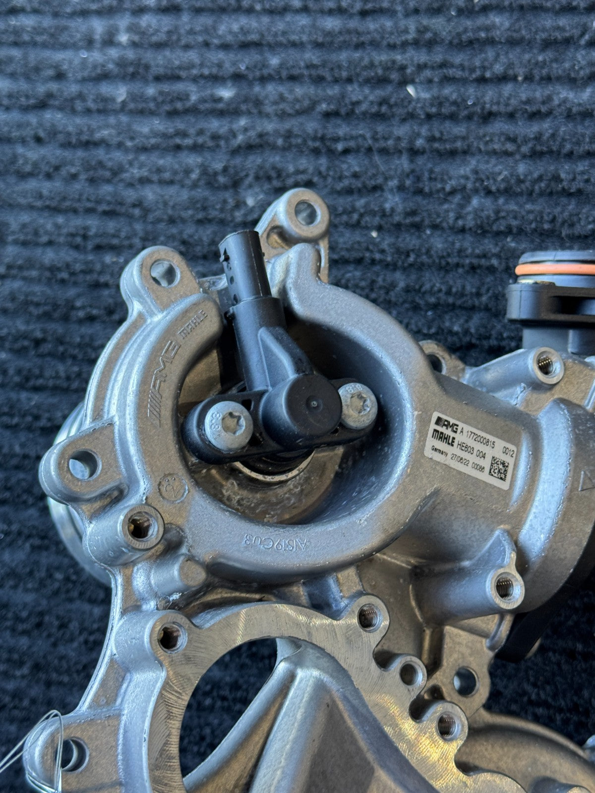 2018-2020 Mercedes E63 S63 Thermostat Housing Genuine OEM A1772000815 Unused / Packaging May Vary - eBay image 3