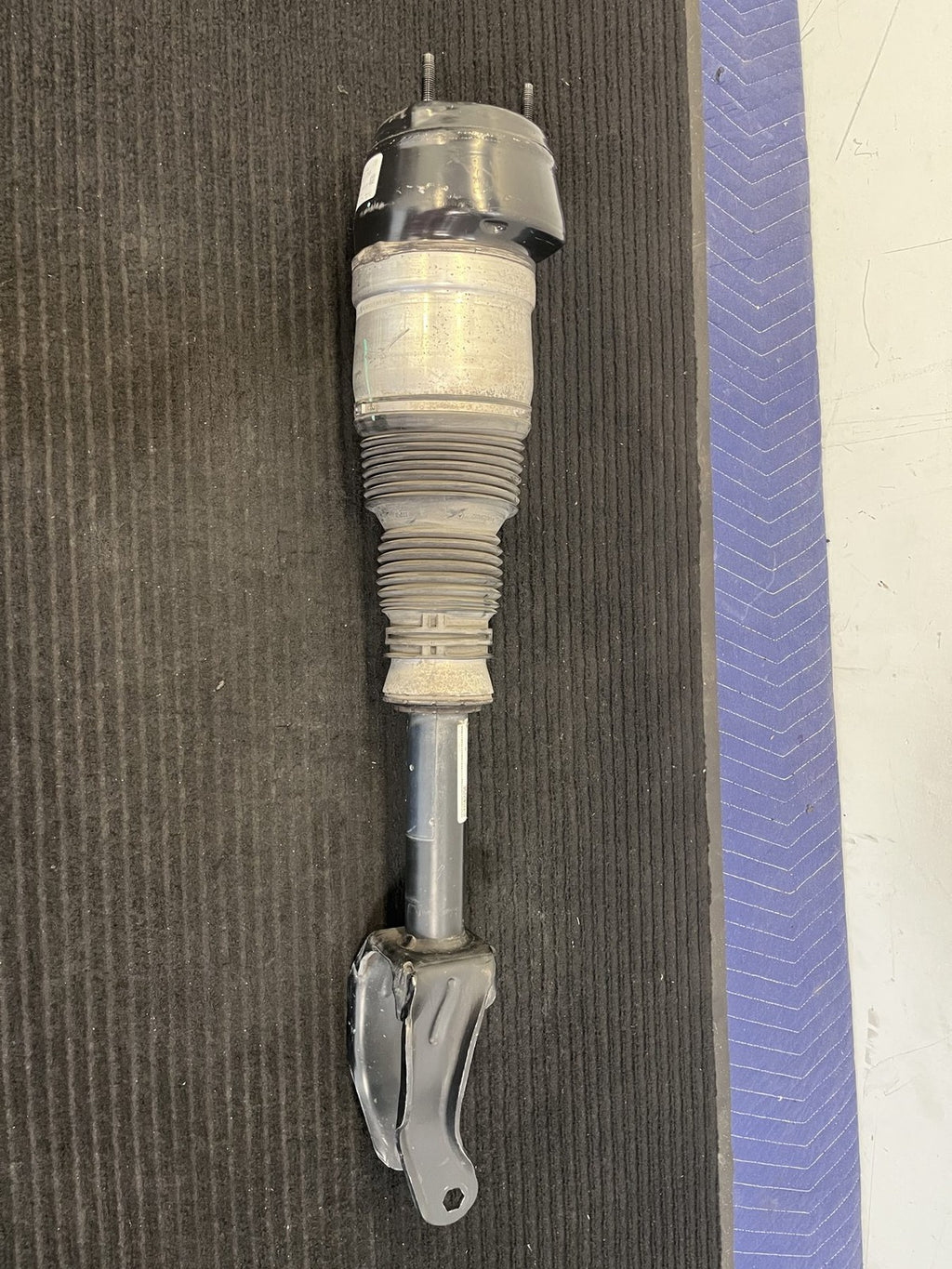 2012-2019 Mercedes-Benz Ml Gle Gl Gls Front Lh Air Strut OEM A1663204766 - eBay image 4
