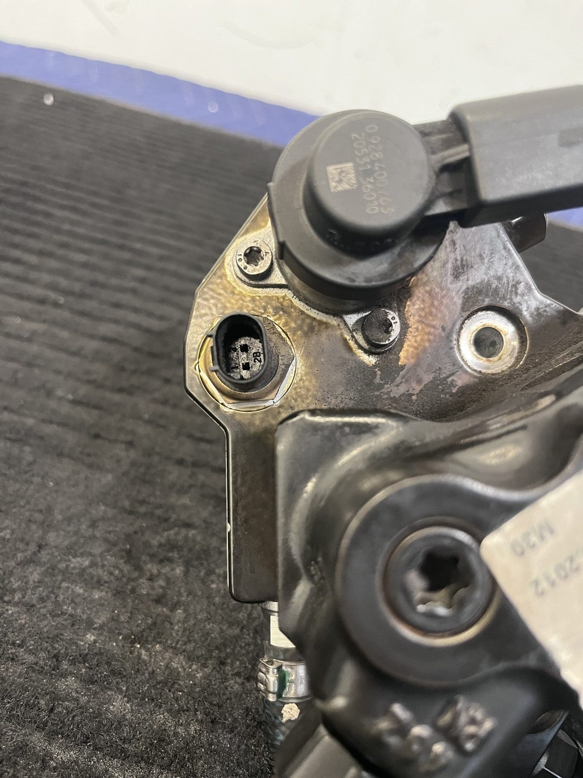 2010-2022 Mercedes-Benz Sprinter OM642 High Pressure Fuel Pump OEM A6420701101 - eBay image 3