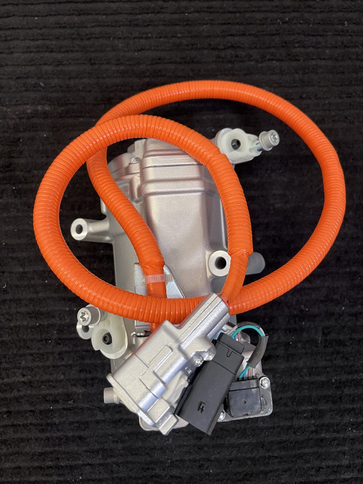 2013-2020 Ford Fusion Energi Lincoln Mkz Hybrid Ac Compressor Reman DG9Z19703D - eBay image 2