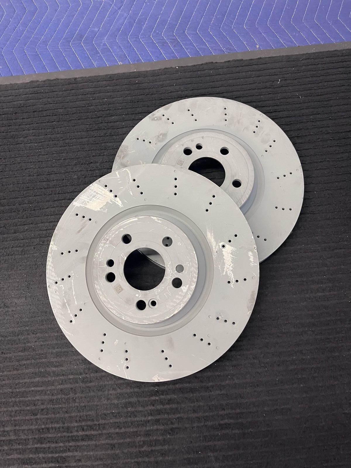 2020-2023 Mercedes-Benz GLE350 Front Drilled Brake Rotors Pair OEM A1674210801 - eBay image 6