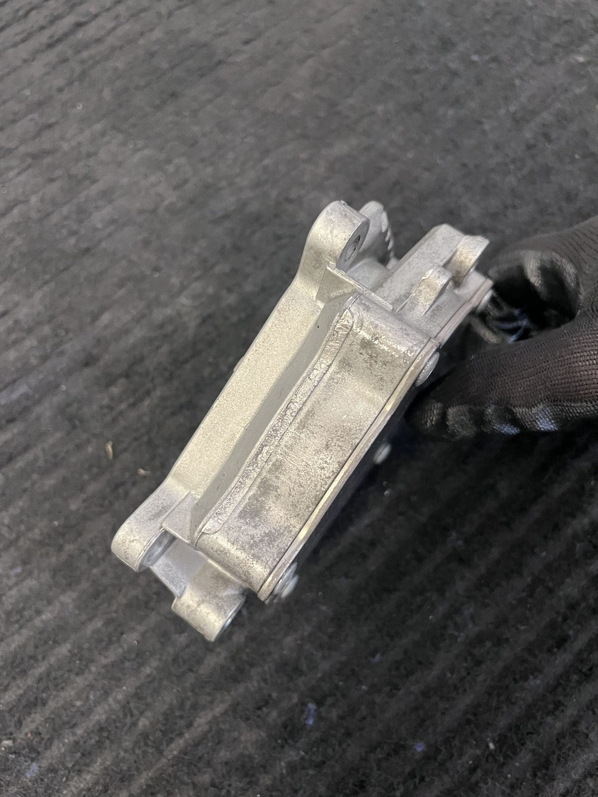 2014-2023 Mercedes-Benz M270 M274 Engine Vacuum Pump OEM A2701800901 - eBay image 7