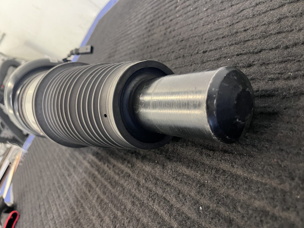 Porsche Macan 95B Front Air Suspension Strut Sport Pasm OEM 95B616039S - eBay image 3